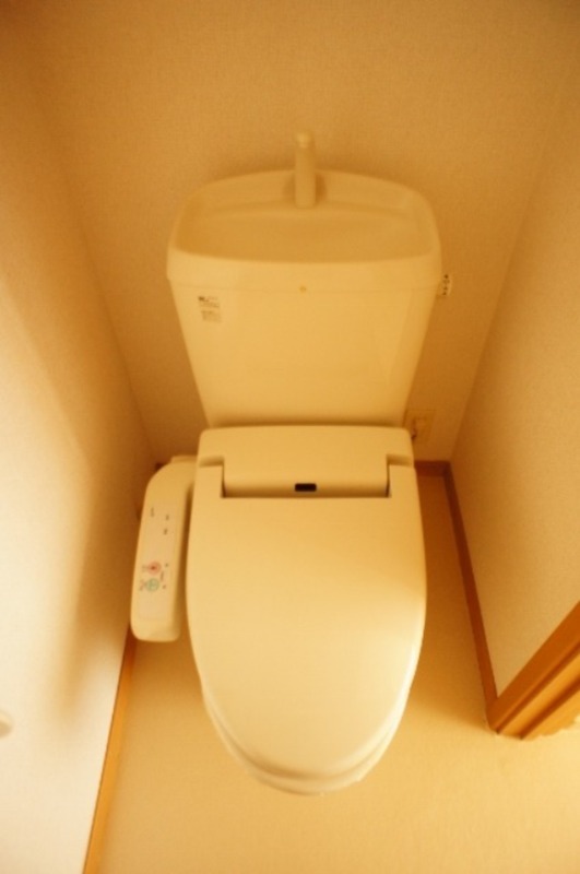 トイレ　図面と現状に相違がある場合には現状を優先