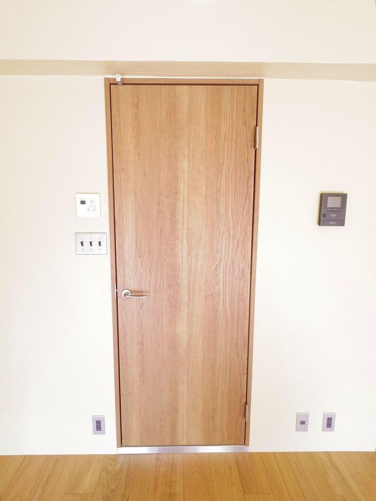 その他部屋・スペース　※参考写真（同間取り別階）床・壁等仕様が異なる場合があります