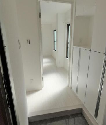 玄関　落ち着いた玄関です