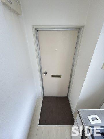 玄関　※別号室参考画像