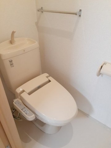 トイレ　トイレもきれいです