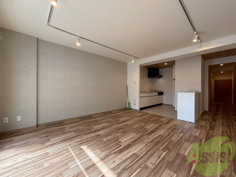 居室・リビング　広くてキレイなお部屋が広がっていて、充実した生活が送れそう。