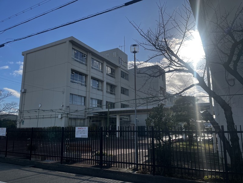 小学校　播磨町立播磨南小学校（小学校）まで917m