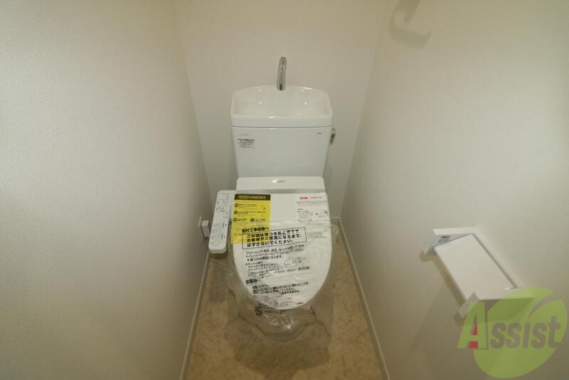 トイレ　ウォシュレット付きトイレです。