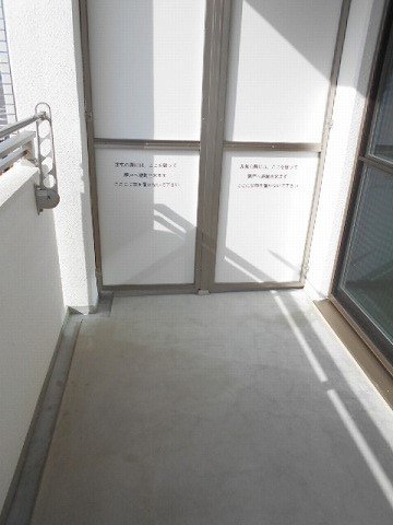 バルコニー　落ち着いた時間を過ごせるバルコニーです