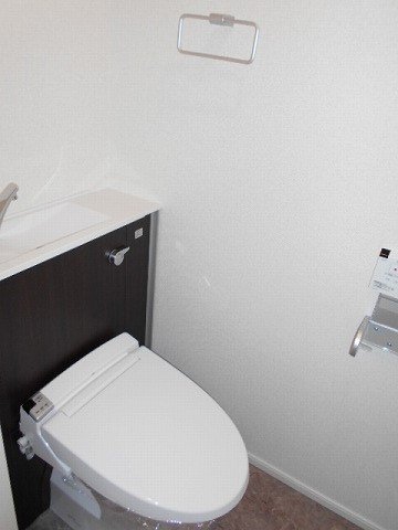 トイレ　トイレもきれいです