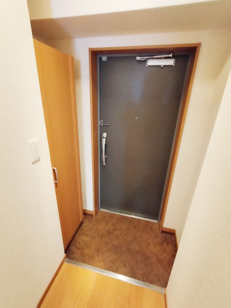玄関　玄関