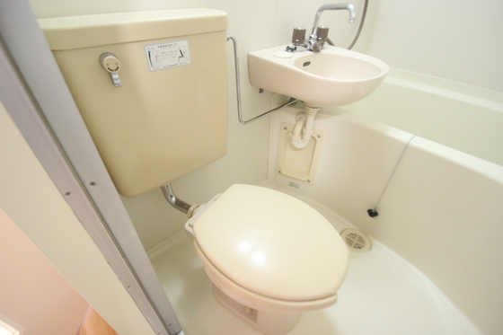 トイレ　※別部屋の写真です