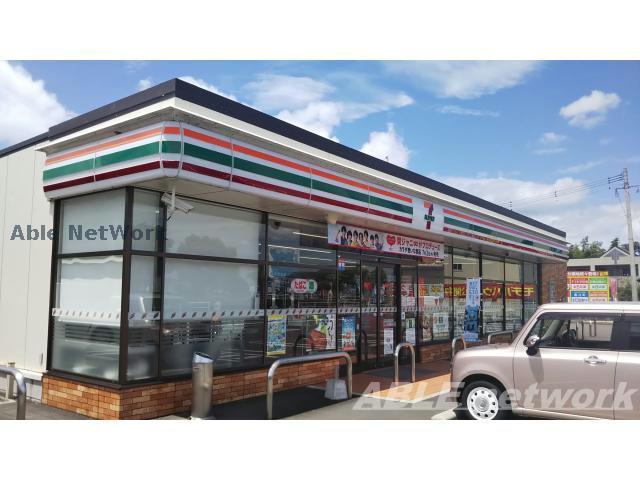 コンビニ　セブンイレブン新八代駅前店（コンビニ）まで577m