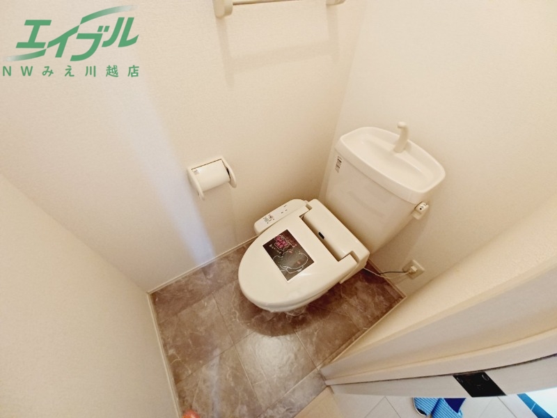 トイレ　反転タイプ参考写真