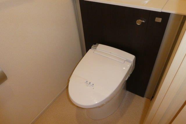 トイレ　ウォシュレット