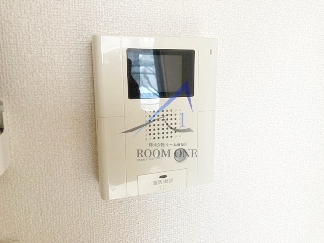 セキュリティ　モニター付きインターホンです。