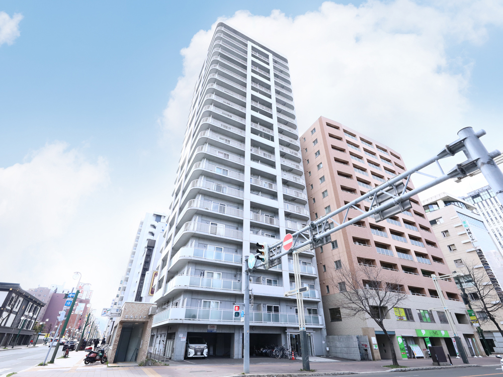 建物外観　★大通徒歩圏の便利な立地！★初期費用軽減可能！