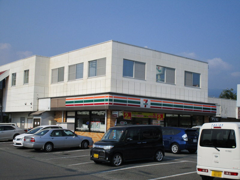 コンビニ　セブンイレブン 裾野茶畑店（コンビニ）まで398m