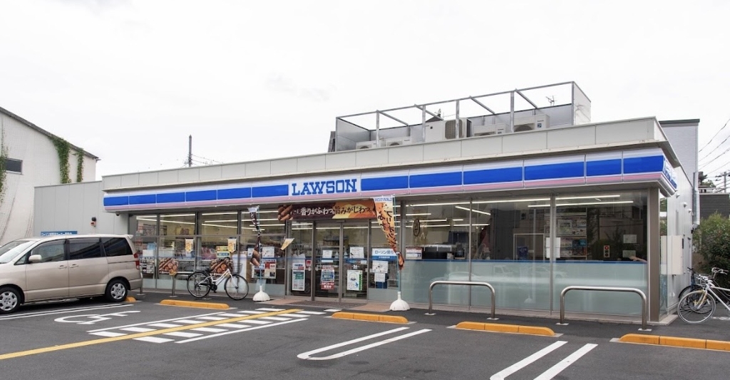 コンビニ　ローソン 足立谷在家二丁目店（コンビニ）まで156m