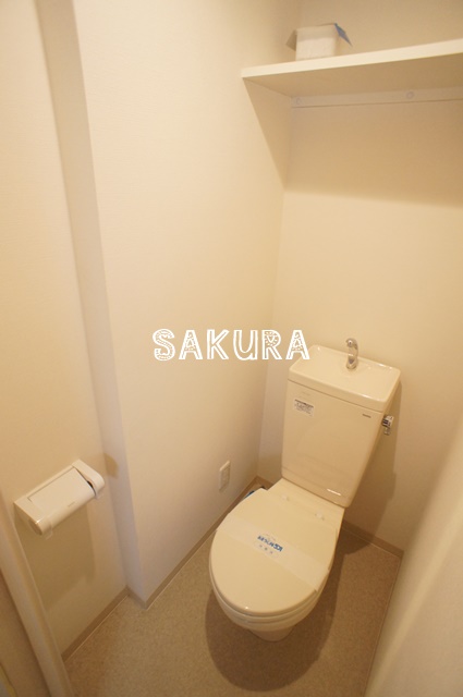 トイレ　落ち着いた色調のトイレです♪