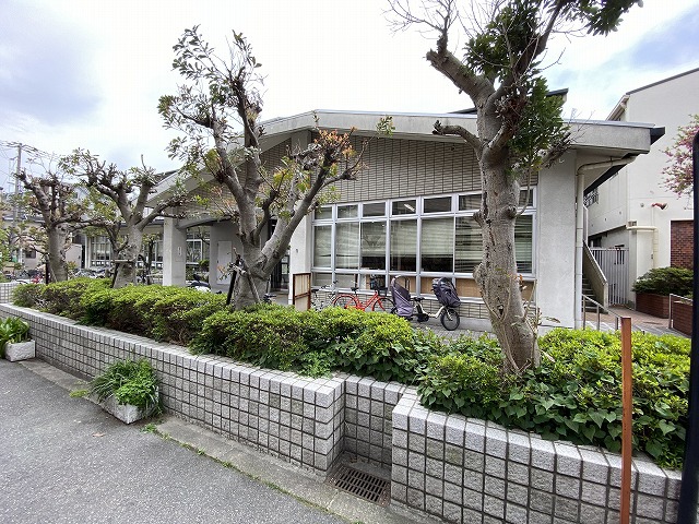 図書館　天王寺図書館（図書館）まで250m