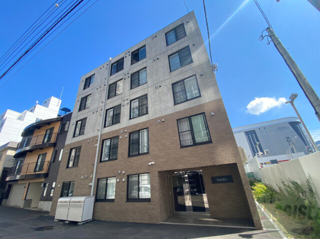 建物外観　札幌市中央区南５条西「Ｚｅｐｐｅ*ｉｎ」