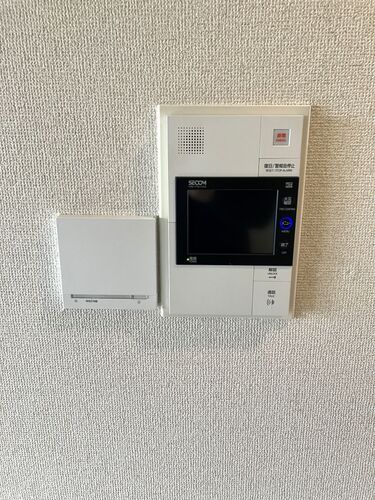 セキュリティ　モニター付きインターホン