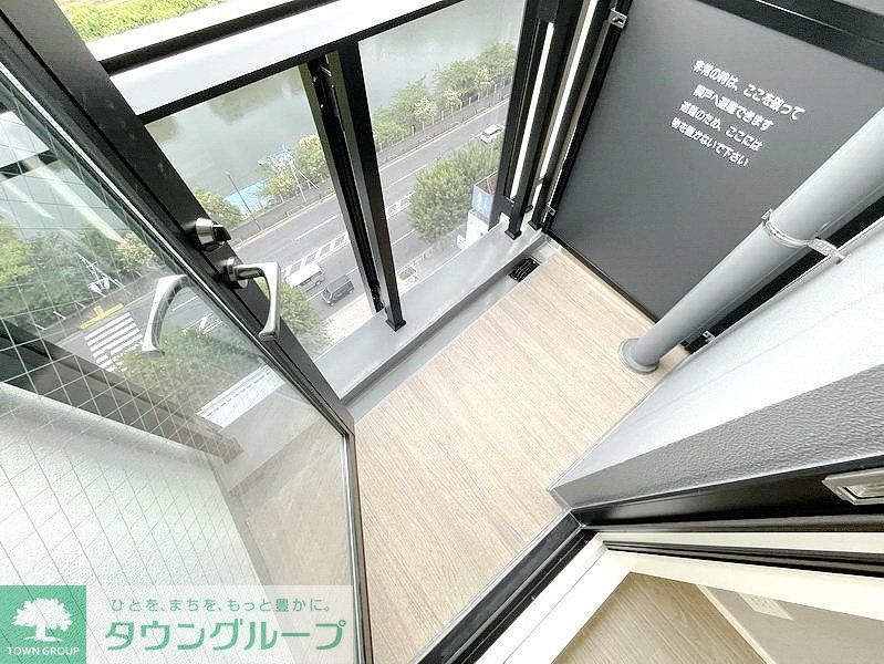 バルコニー　お問合せは(株)タウンハウジングレジデンス事業部【03-…