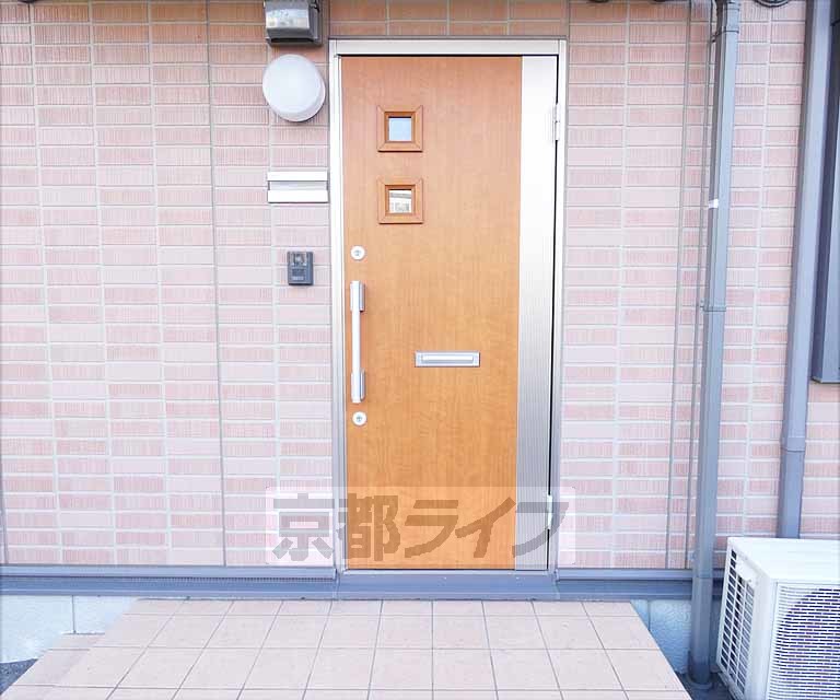 その他共有部分　お部屋の入り口になります。