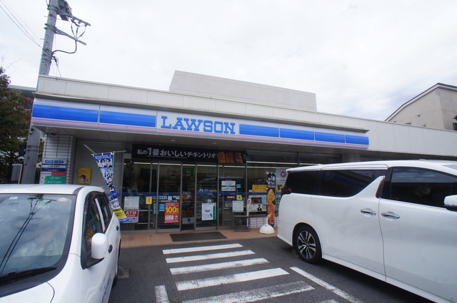 コンビニ　ローソン世田谷赤堤三丁目店（コンビニ）まで238m