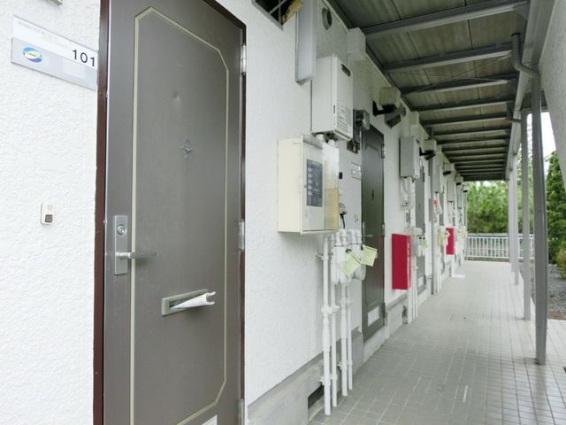 エントランス　★１階の玄関ホールです★
