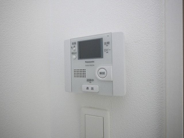 セキュリティ　同物件・別部屋の写真です
