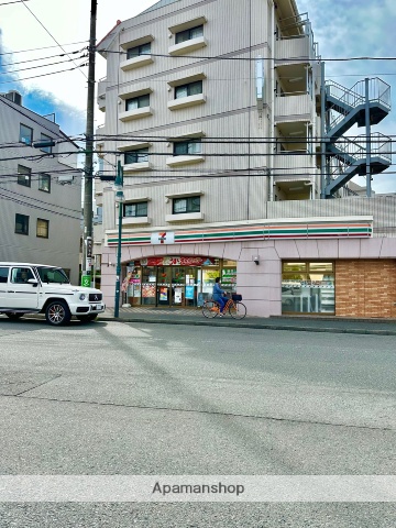 コンビニ　セブン－イレブン横浜中山北店（コンビニ）まで726m