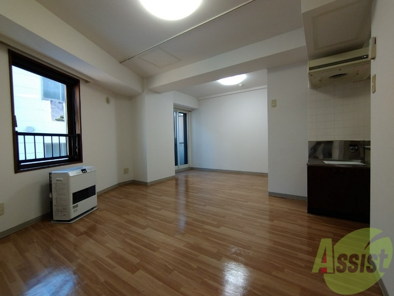 居室・リビング　広くてキレイなお部屋が広がっていて、充実した生活が送れそう。