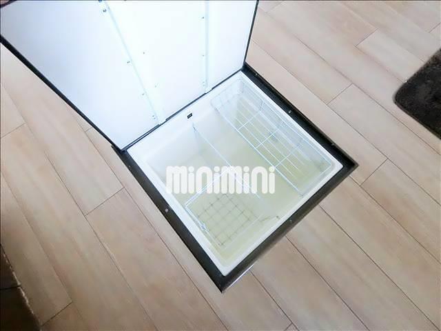 その他設備　床下にも収納ができます。