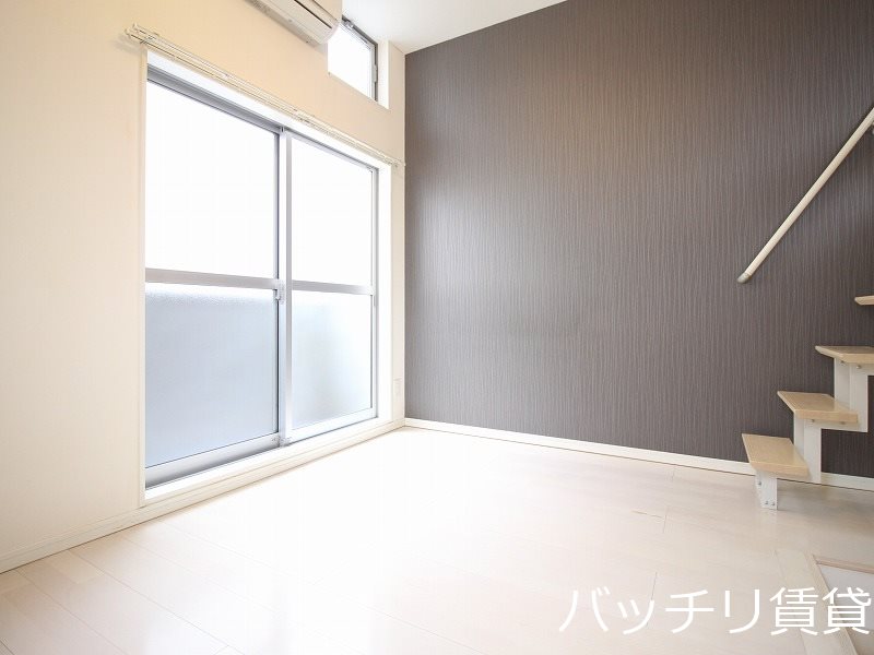 バルコニー　同型タイプの為、現状を優先致します。