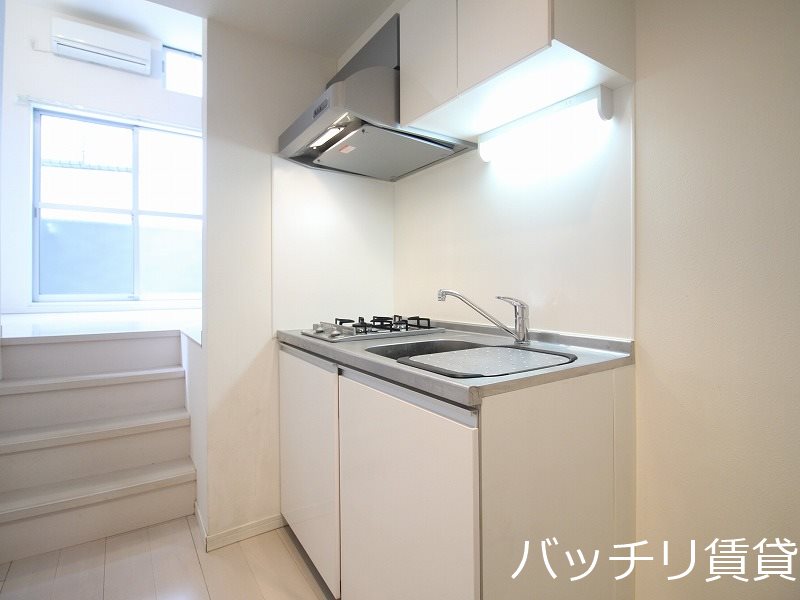 キッチン　同型タイプの為、現状を優先致します。