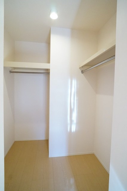 収納　参考写真（同物件別部屋です）