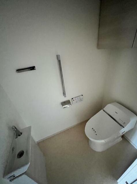 トイレ　別部屋参考写真