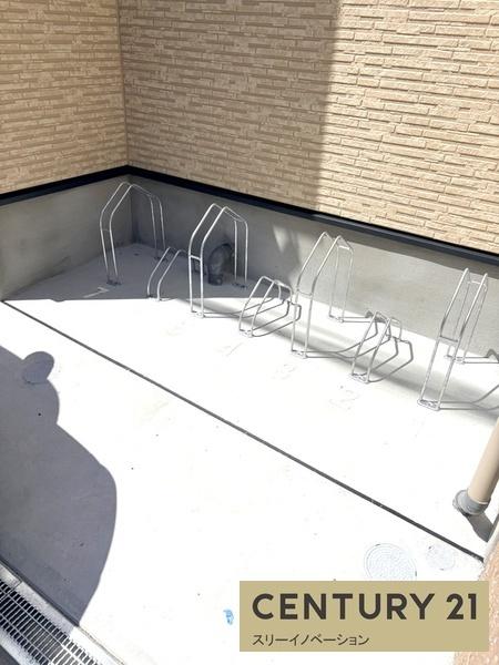 駐車場　★駐輪場★