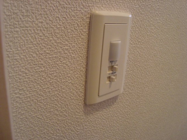 玄関　玄関人感センサー