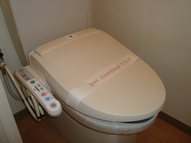 トイレ　シャワー付トイレ