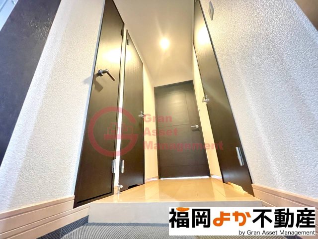 玄関　ゆったりとした玄関です