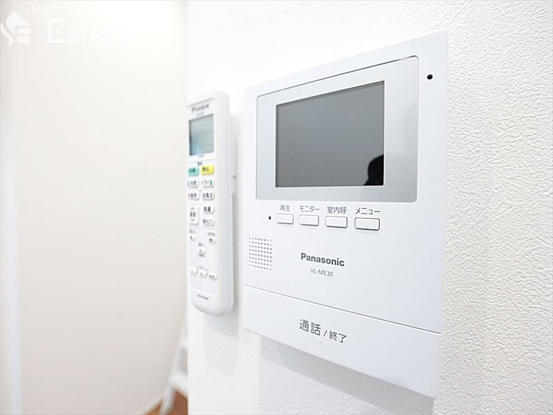 セキュリティ　モニター付きインターホン