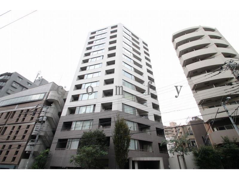 建物外観　総階数１５階建て