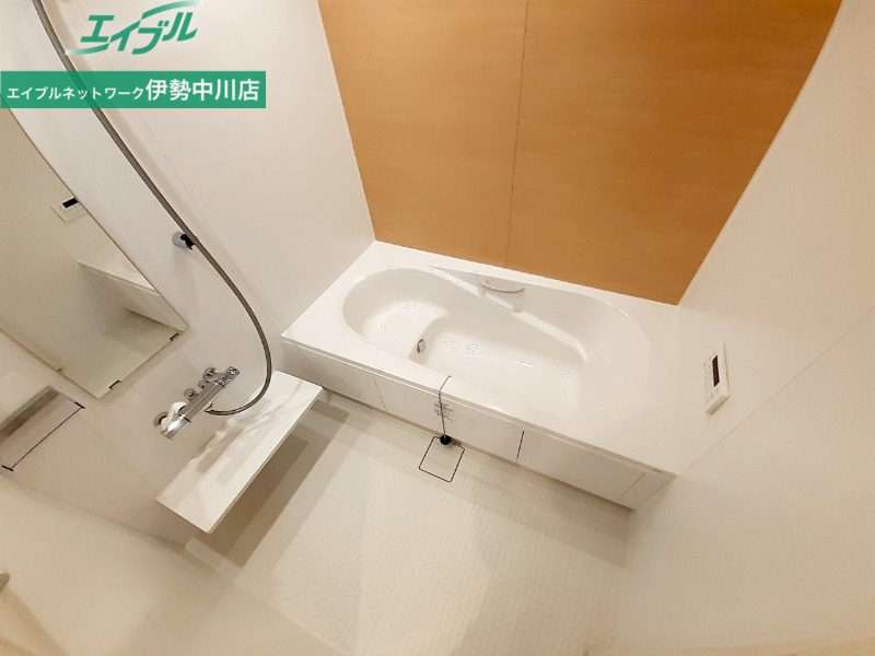 バス・シャワールーム　同型参考写真です