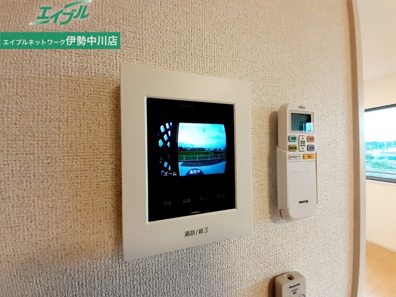 セキュリティ　同型参考写真です