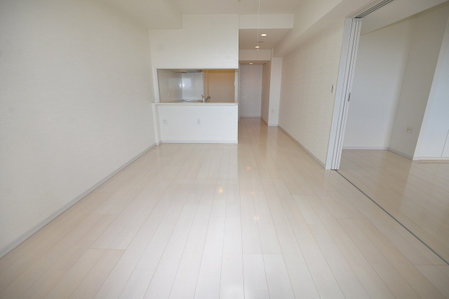 居室・リビング　写真は同マンションの別のお部屋のものです