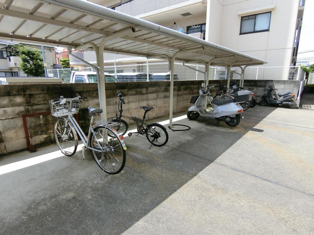 その他設備　駐車場
