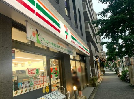コンビニ　セブンイレブン 文京本駒込4丁目店（コンビニ）まで478m