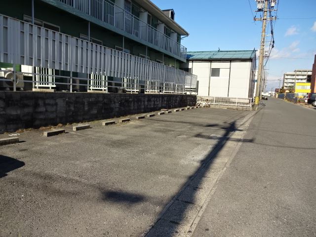 駐車場　駐車場の様子です。