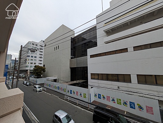 眺望　眺望はありませんが、圧迫感もありません