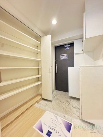 玄関　物件画像