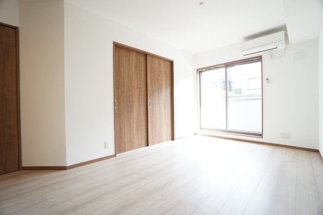 その他　※同タイプの写真です。